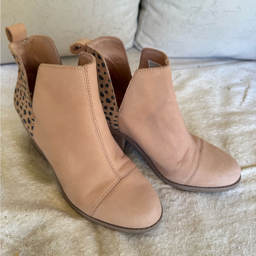 Toms Tan Ankle Boots with Cheetah Heel size 7